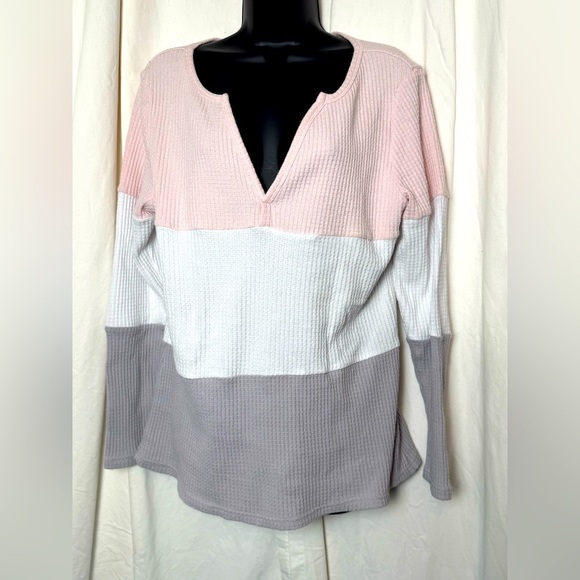 Super Comfy Womens Sz L Oversized V-Neck Waffle Shirt - Picture 1 of 3
